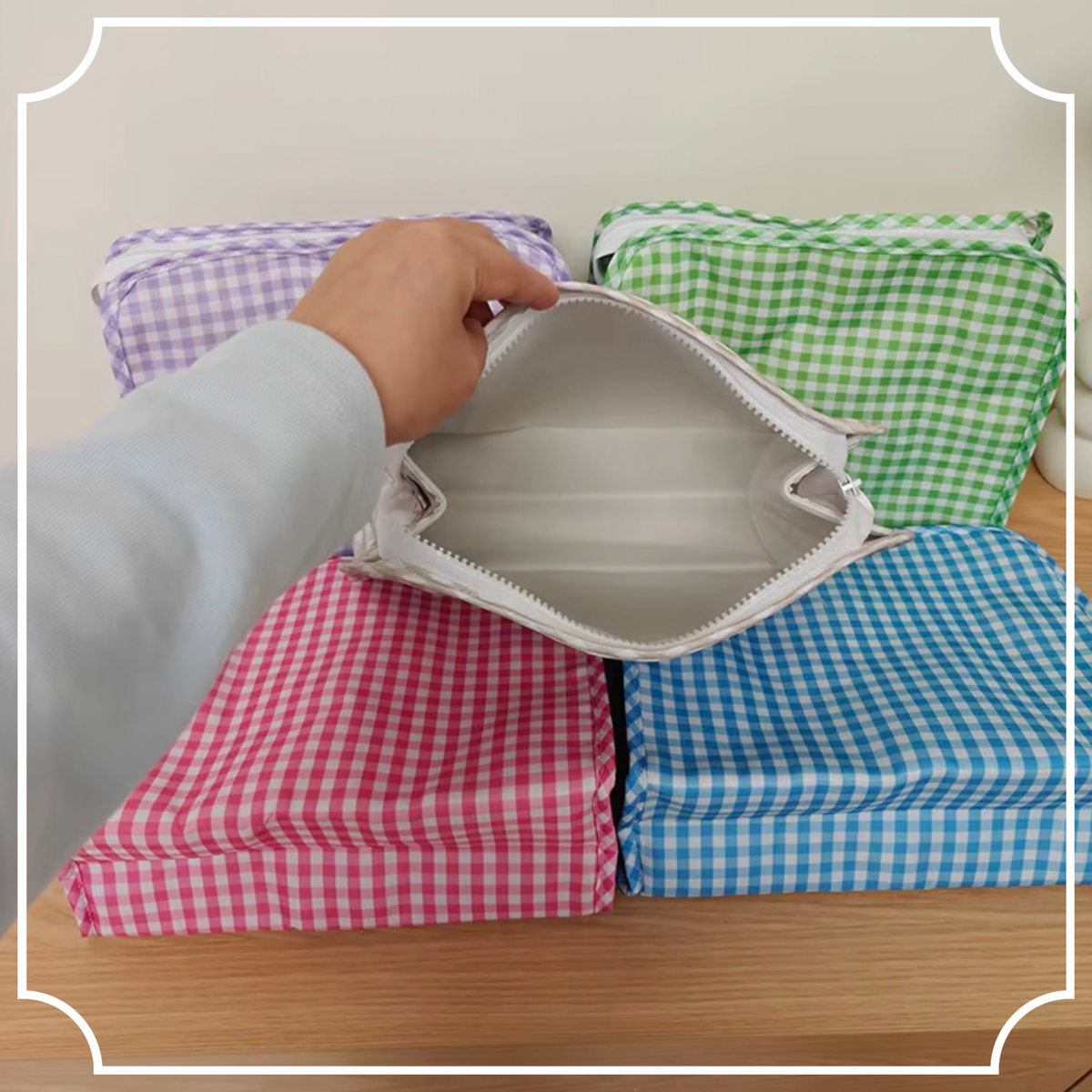 Nylon Zipper Pouch